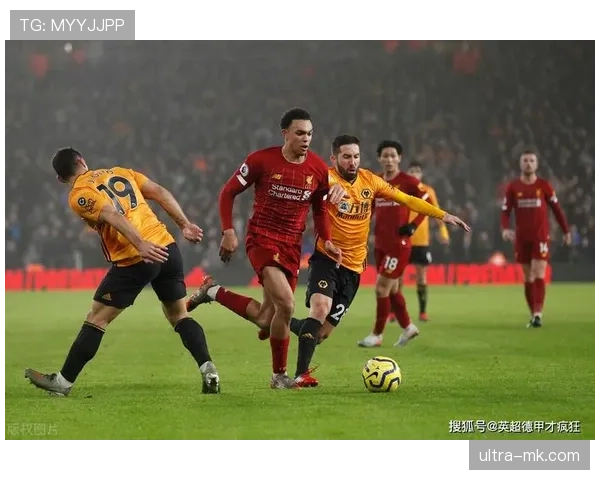 内维斯后场出球与组织核心作用解析