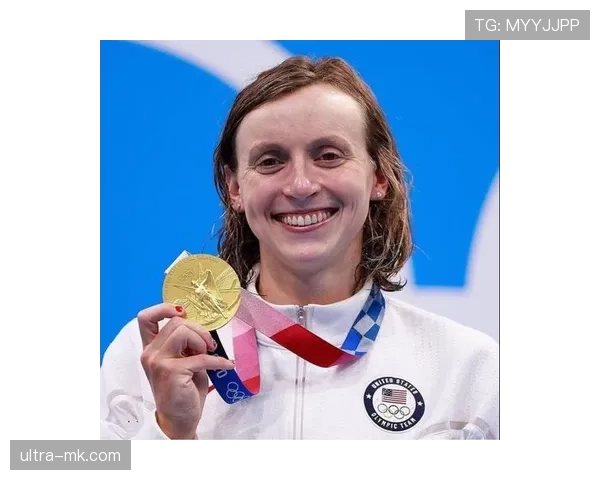 凯蒂·莱德基本来泳池里就是教练眼里的“怪兽”,私下却超级爱买限量包? 凯蒂·莱德基本来泳池里就是教练眼里的“怪兽”,私下却超级爱买限量包?